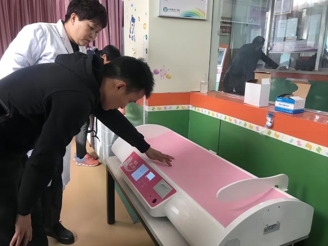 嬰幼兒身高體重測(cè)量?jī)x